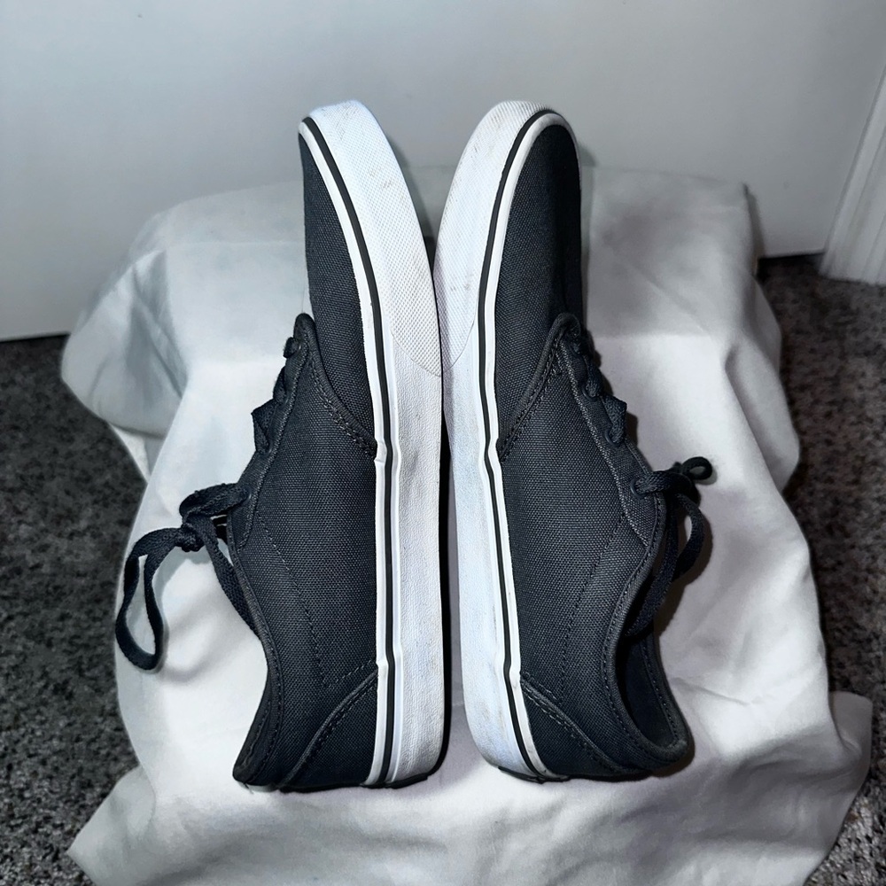 Vans Gray Canvas Low Top Sneakers Youth 6.5 Skate Shoes - Picture 6 of 7